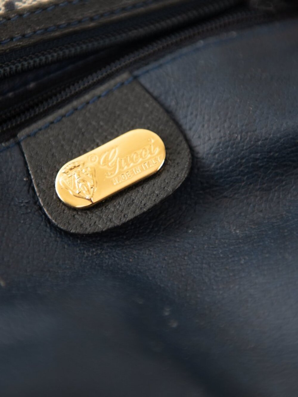 Vintage Gucci GG Supreme Monogram Camera Crossbody Bag 1980s Purse Navy Blue - Picture 4 of 16